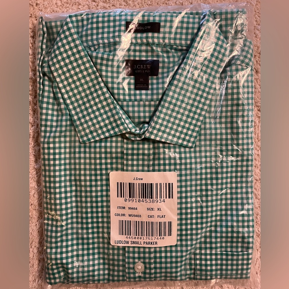 NWT! J.Crew Men’s XL Ludlow button up long sleeve shirt in Bright Patina green.